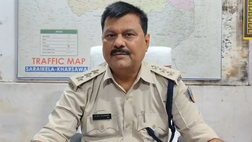 Saraikela Road safety drive: सड़क सुरक्षा अभियान: 15 दिन में ₹22.81 लाख का जुर्माना 1 vid 20250904 wa00137973070864755420730