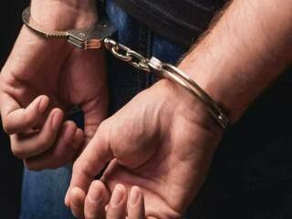 12 वर्षीय बच्ची से सामूहिक दुष्कर्म, चार गिरफ्तार, एक आरोपी फरार