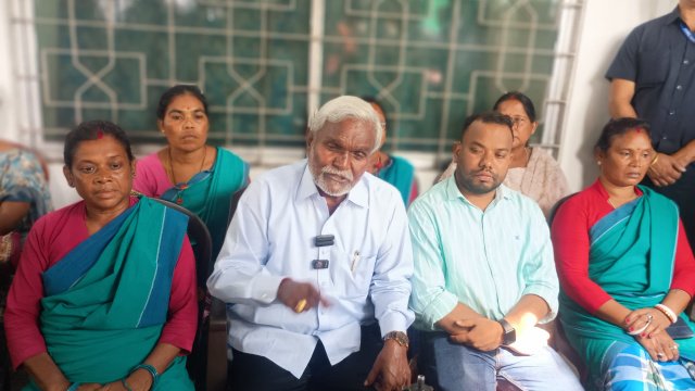 चाईबासा आंदोलन पर लाठीचार्ज: सरकार का अमानवीय चेहरा बेनकाब, 29 अक्टूबर कोल्हान बंद रहेगा: चम्पाई सोरेन 1 IMG 20251028 165138