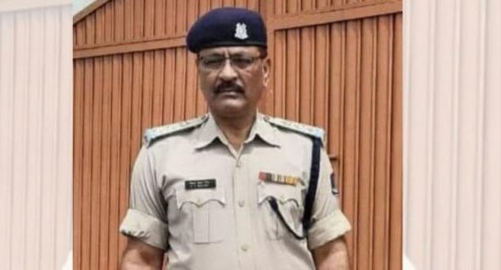 सारंडा नक्सली हमला : CRPF इंस्पेक्टर कौशल कुमार मिश्रा शहीद, समस्तीपुर ले जाया गया पार्थिव शरीर IMG 20251030 165303