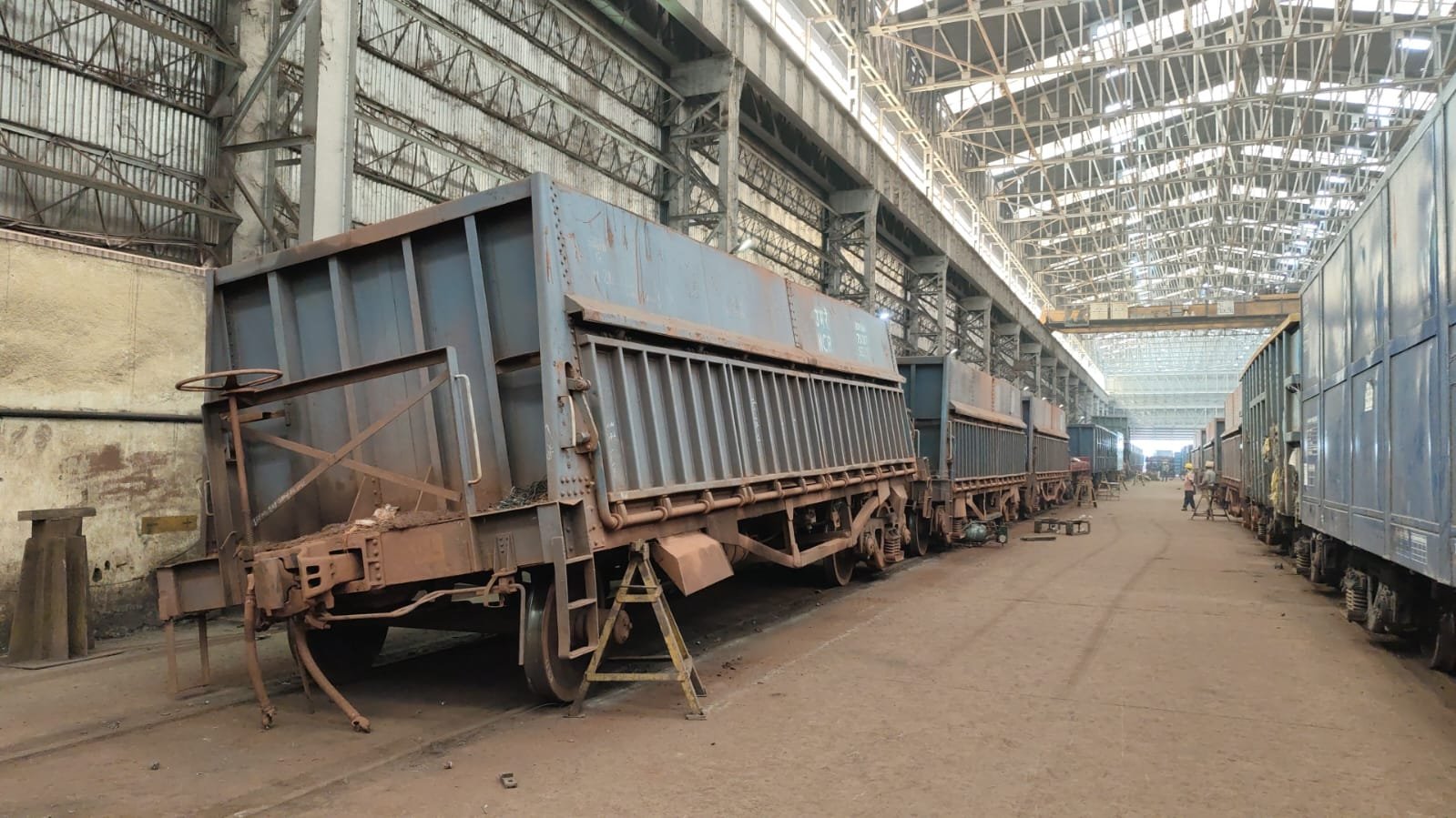 आदित्यपुर में मालगाड़ी हुई बेपटरी