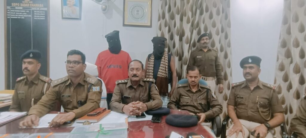 हथियार कारतूस के साथ कुख्यात अपराधी गिरफ्तार