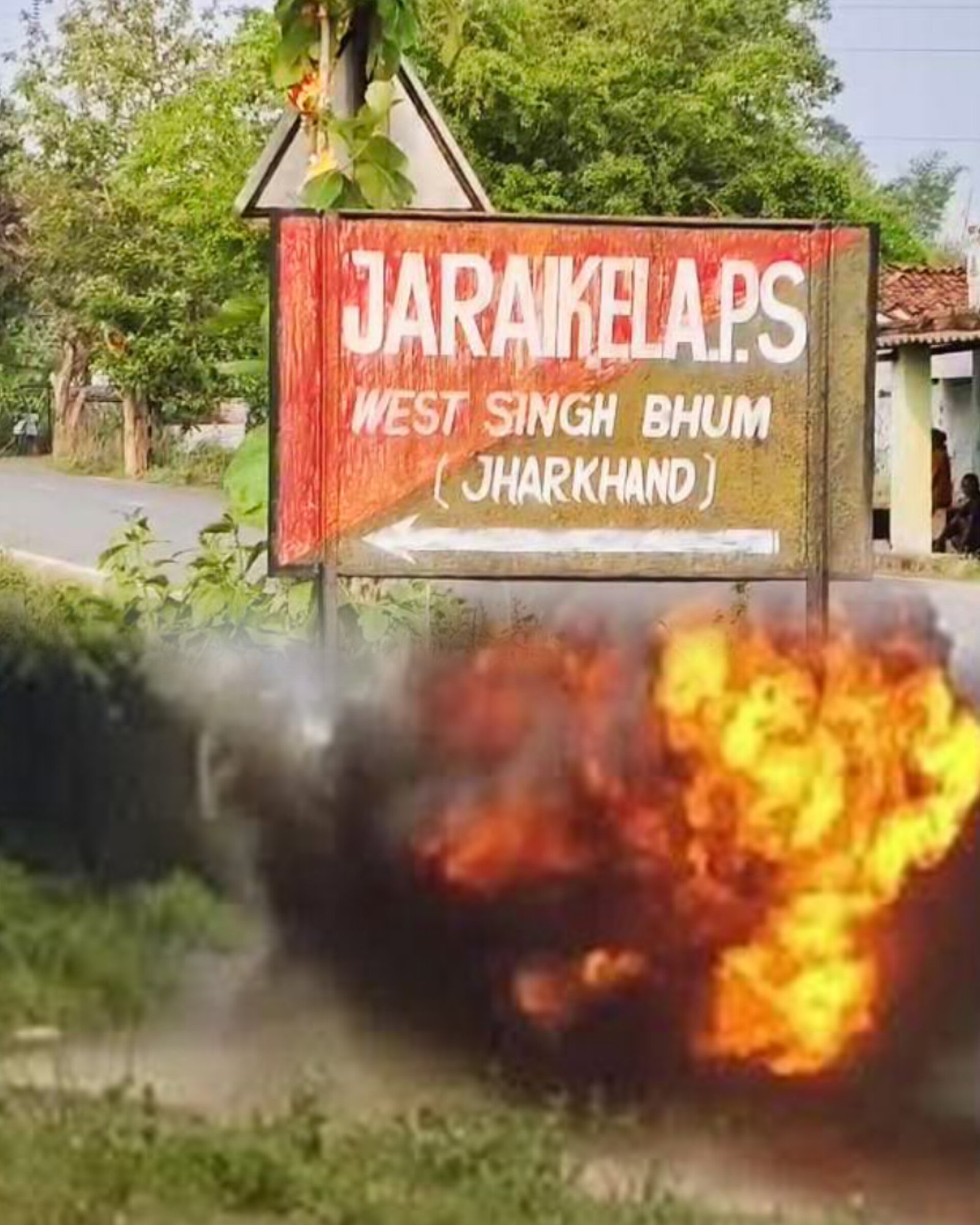 कोलभोंगा जंगल में IED ब्लास्ट: युवती की मौत, दो घायल, सारंडा क्षेत्र में IED घटनाओं की कड़ी जारी 2 ied blast in jaraikela