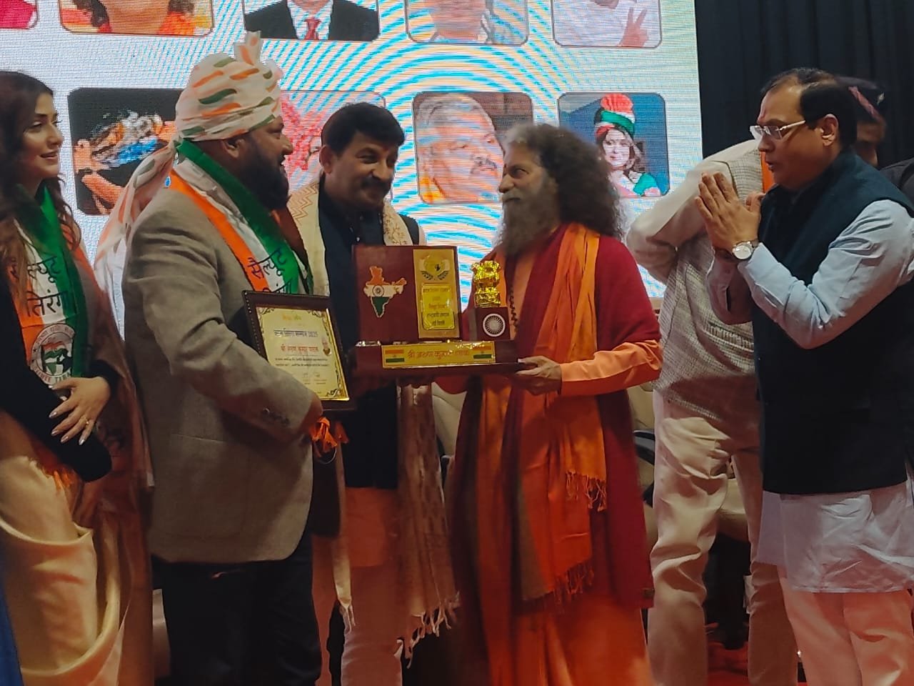 47dd8cd0 3667 4fd0 9438 656a624102ff