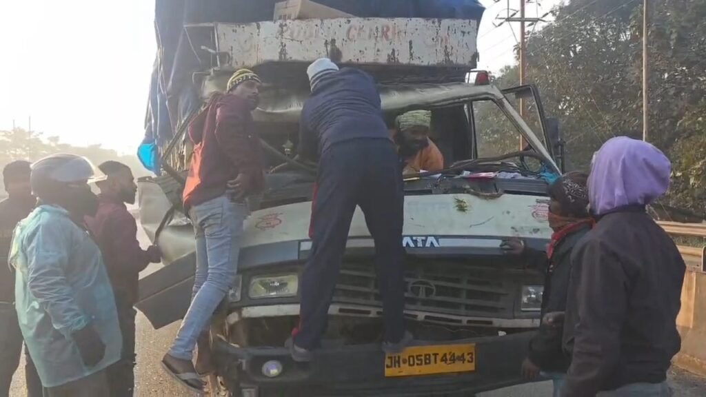 7b51d3a6 cc83 4795 a6f1 5a11b0b815d5