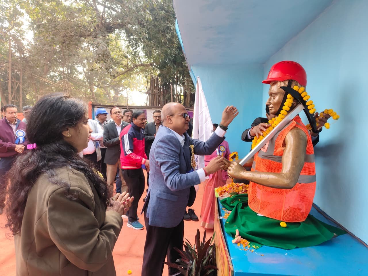 गुवा सेल सुरक्षा सप्ताह के उद्घाटन के बाद अतिथि