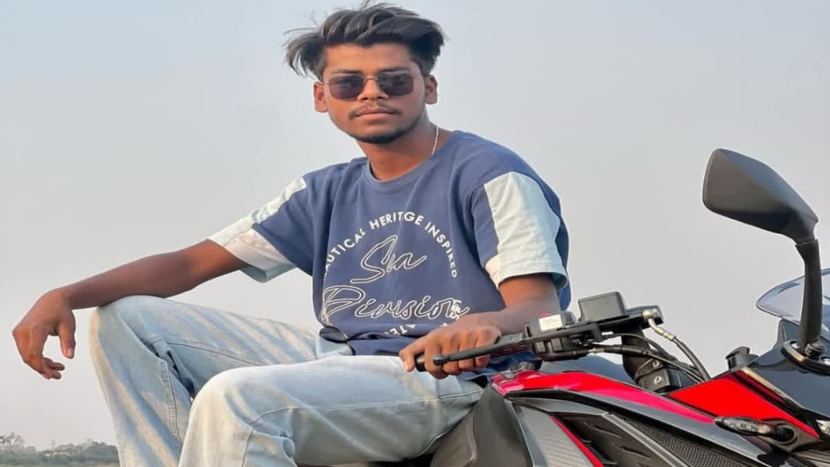 खूंटी में आदिवासी कांग्रेस नेता सुमित तिग्गा की गोली मारकर हत्या, इलाके में तनाव 1 खूंटी कांग्रेस नेता सुमित तिग्गा