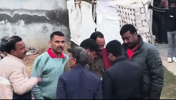 हजारीबाग में भीषण ब्लास्ट से हड़कंप, तीन की मौके पर मौत, एक गंभीर रूप से घायल 3 हजारीबाग में भीषण ब्लास्ट