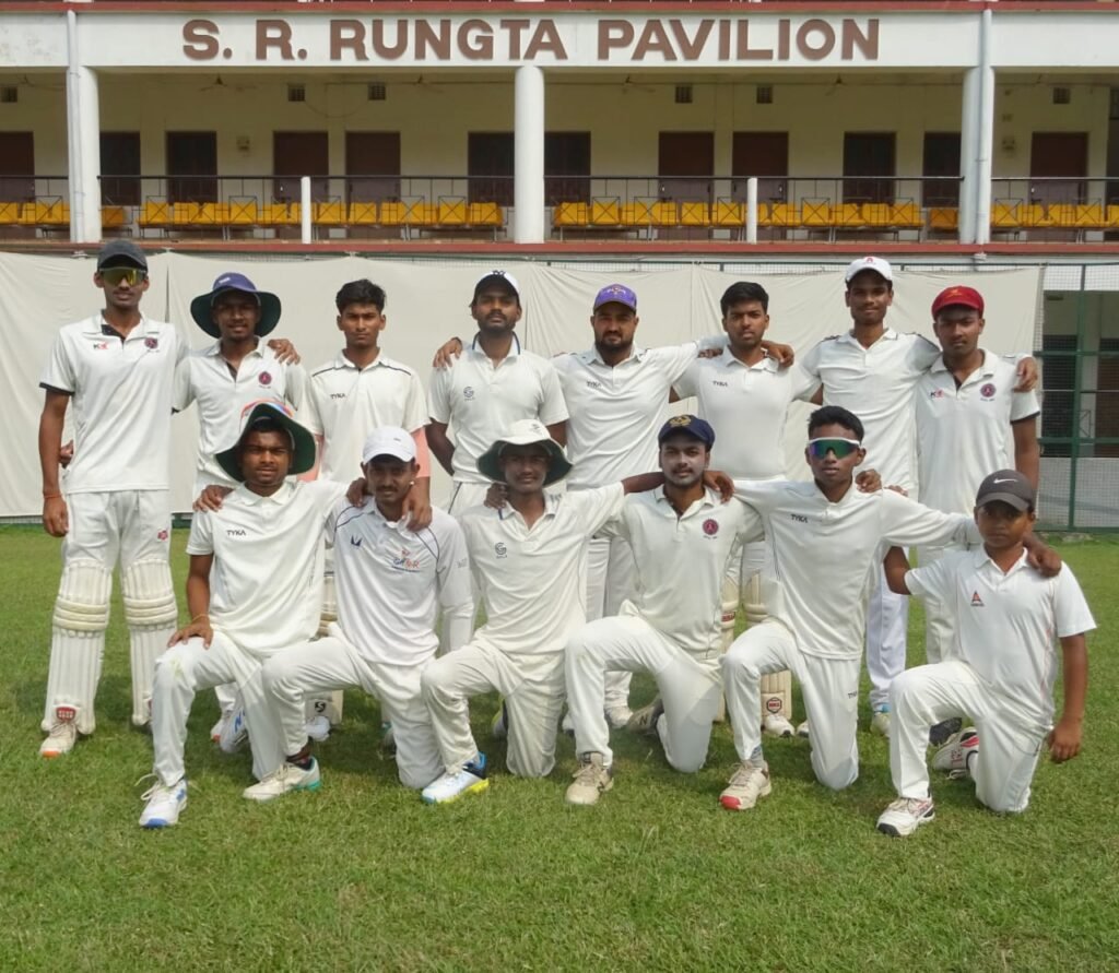 अशोक कुमार जैन जिला नॉकआउट क्रिकेट प्रतियोगिता 2025–26 विश्वजीत का दोहरा शतक, लट्टू उरांव क्रिकेट क्लब ने जगन्नाथपुर को 271 रन से हराया b61badac c4a5 4a14 af4d 415fb7f6f0a4