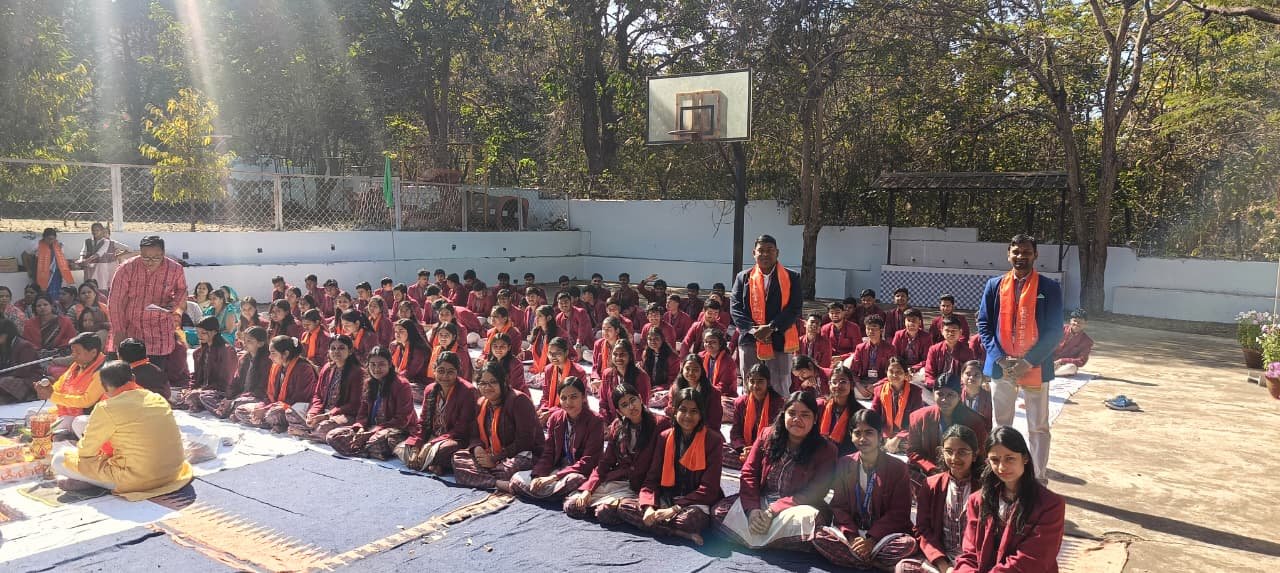 टाटा डीएवी पब्लिक स्कूल नोवामुंडी वैदिक आशीर्वचन समारोह