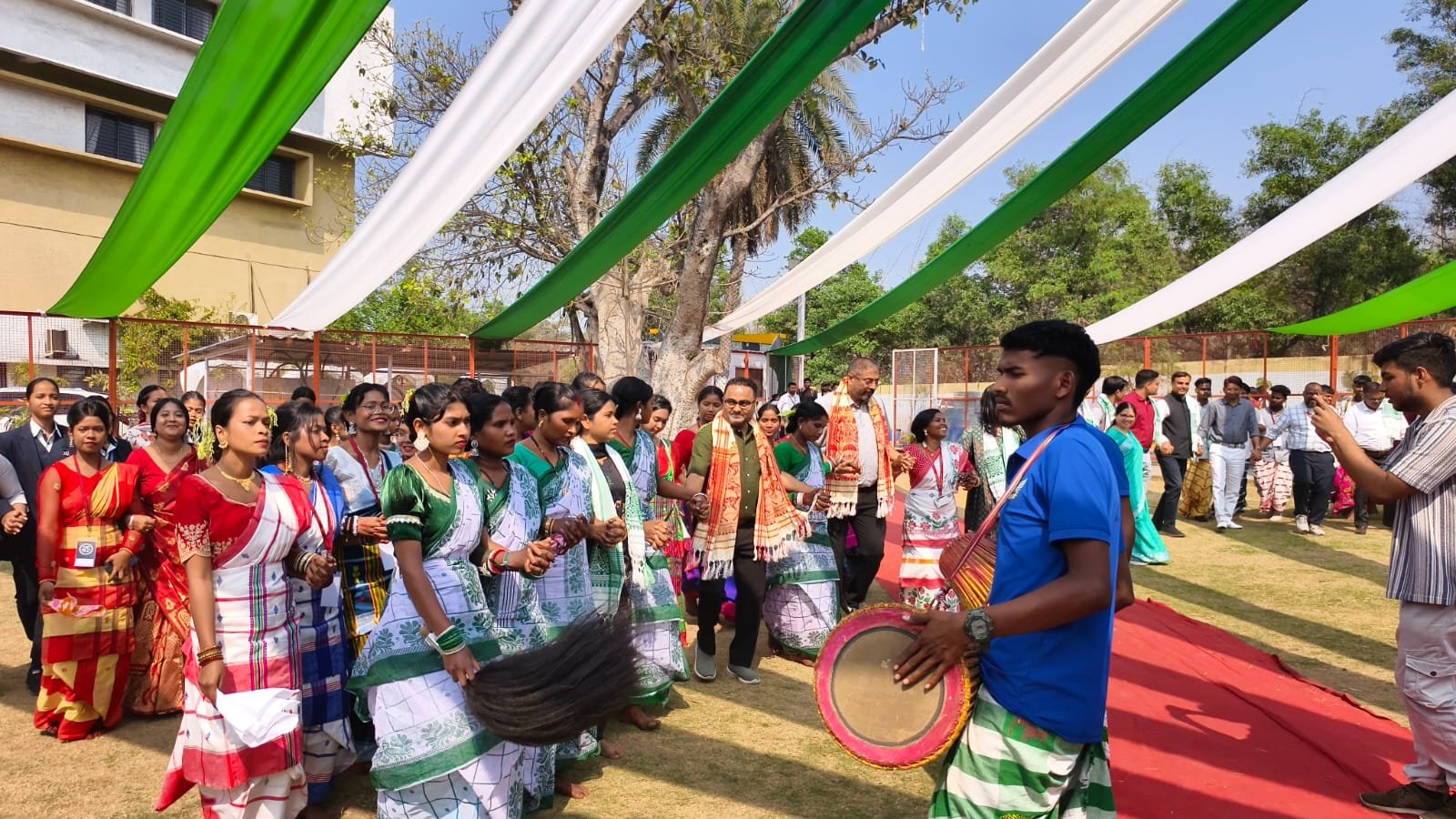 अरका जैन यूनिवर्सिटी बाहा मिलन समारोह सांस्कृतिक कार्यक्रम