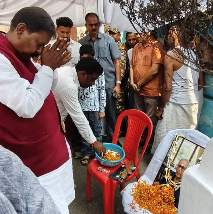 पूर्व केंद्रीय मंत्री अर्जुन मुंडा