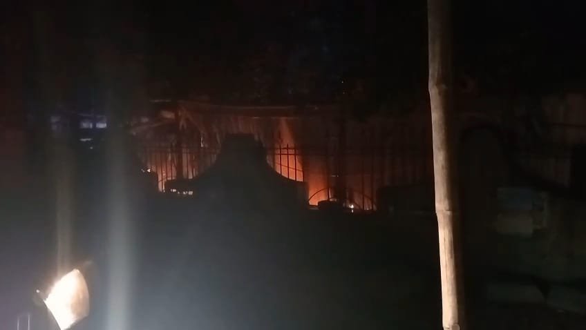 आदित्यपुर प्रभात पार्क आग