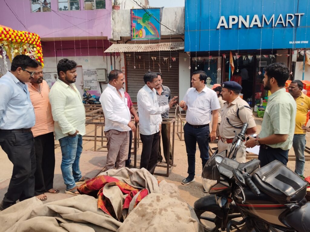 सरायकेला SDM अभिनव प्रकाश