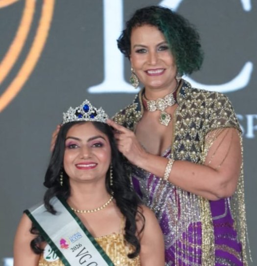 जमशेदपुर की समीक्षा टांक बनी VG Mrs India Global Icon विजेता