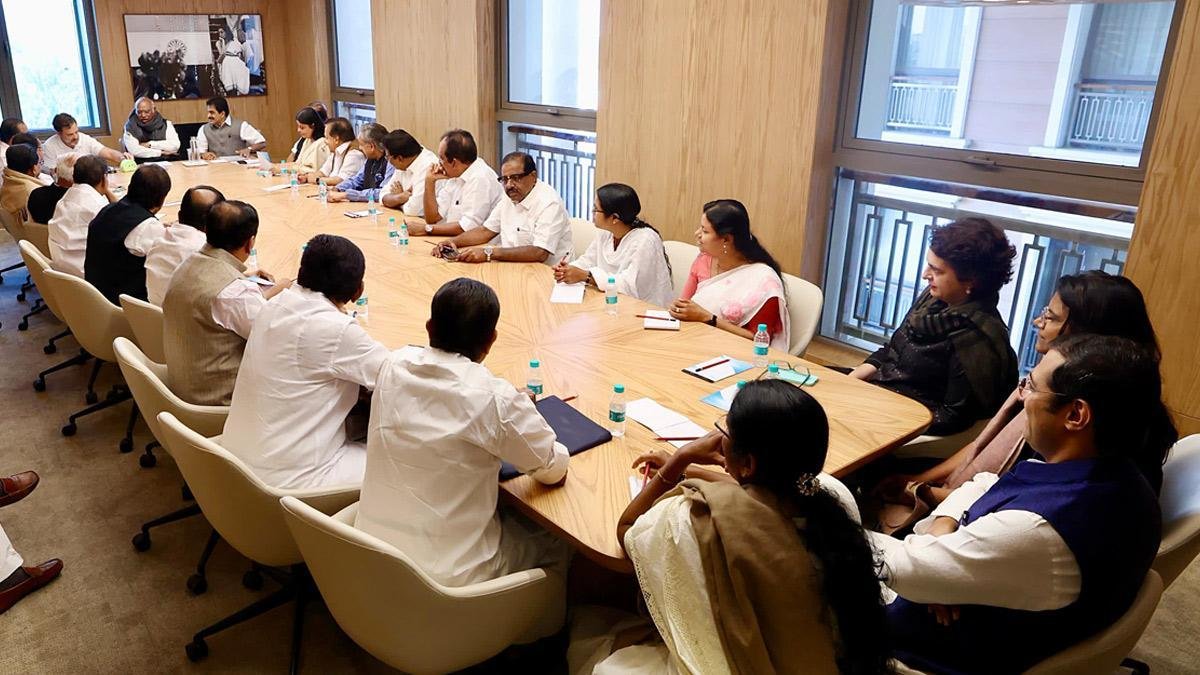 राहुल गांधी का दौरा स्थगित