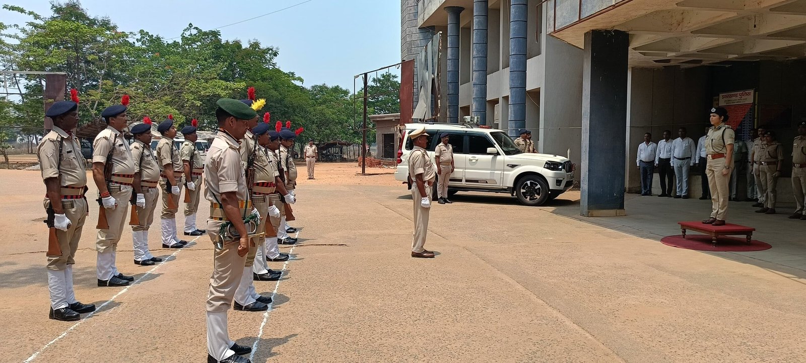 सरायकेला-खरसावां: एसपी निधि द्विवेदी