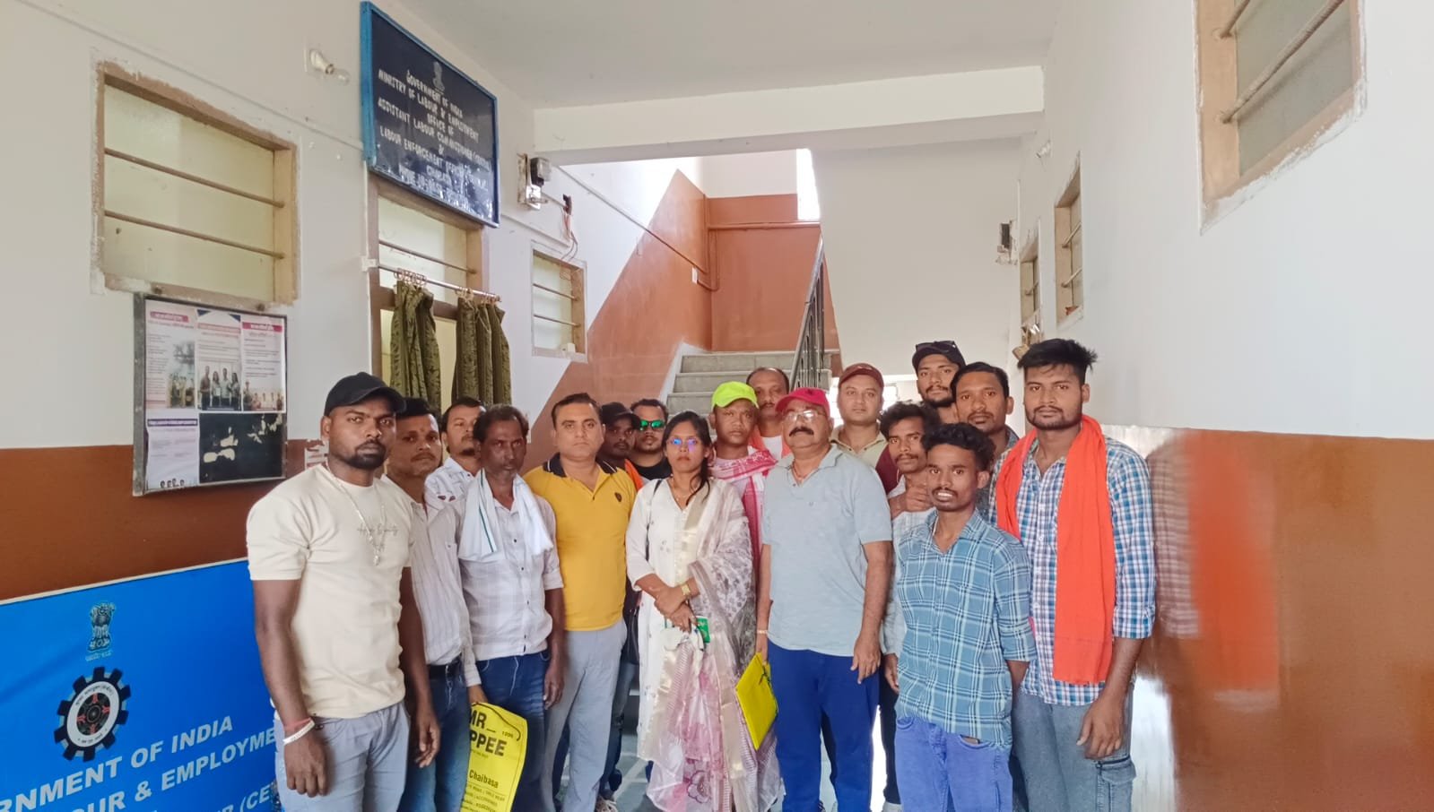 ठेका श्रमिक वेतन विवाद गुवा