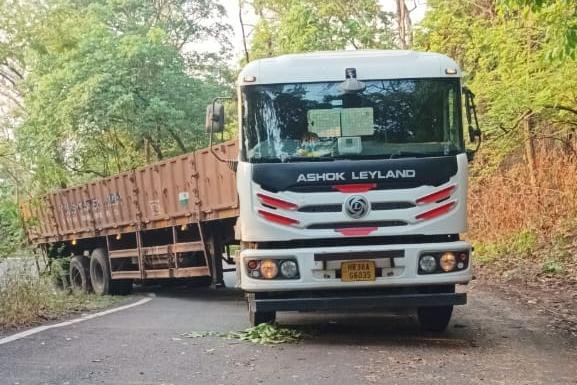 किरीबुरू सड़क जाम