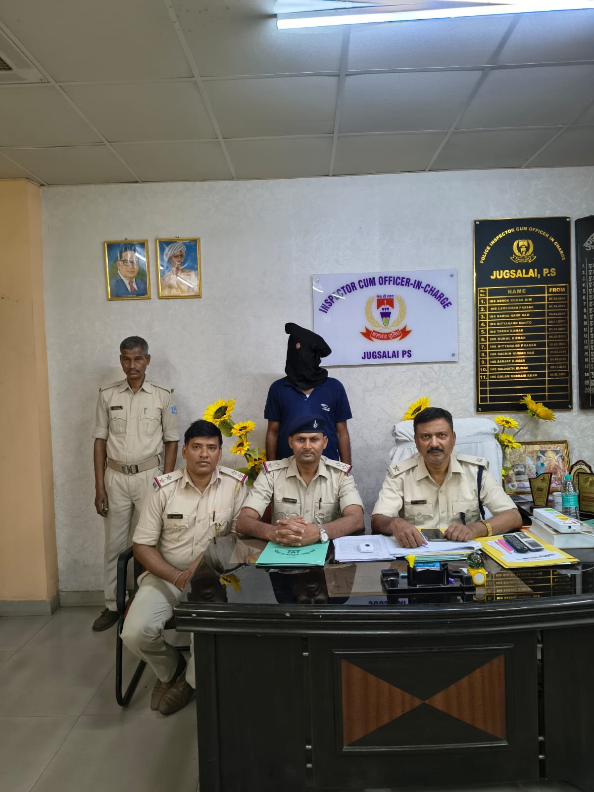 जुगसलाई कफ सिरप बरामद