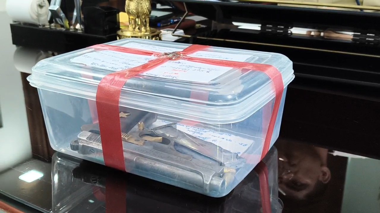 भाजपा नेता फायरिंग