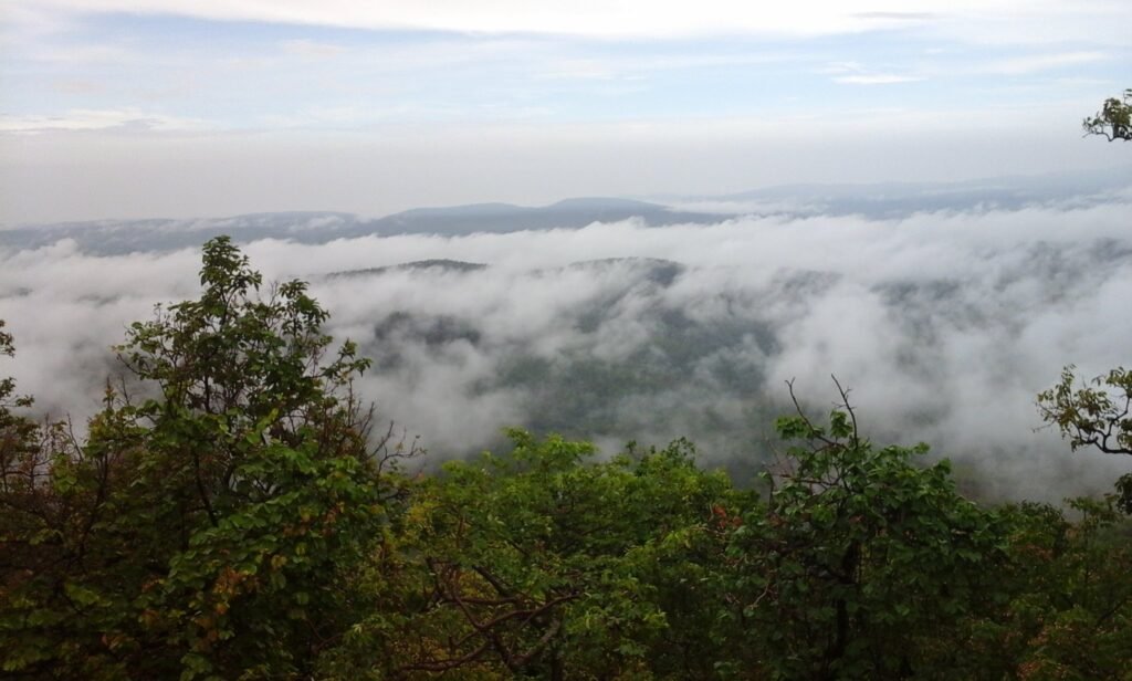 मेघाहातुबुरु सन सेट व्यू पॉइंट