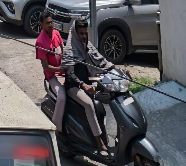 आदित्यपुर स्कूटी चोरी