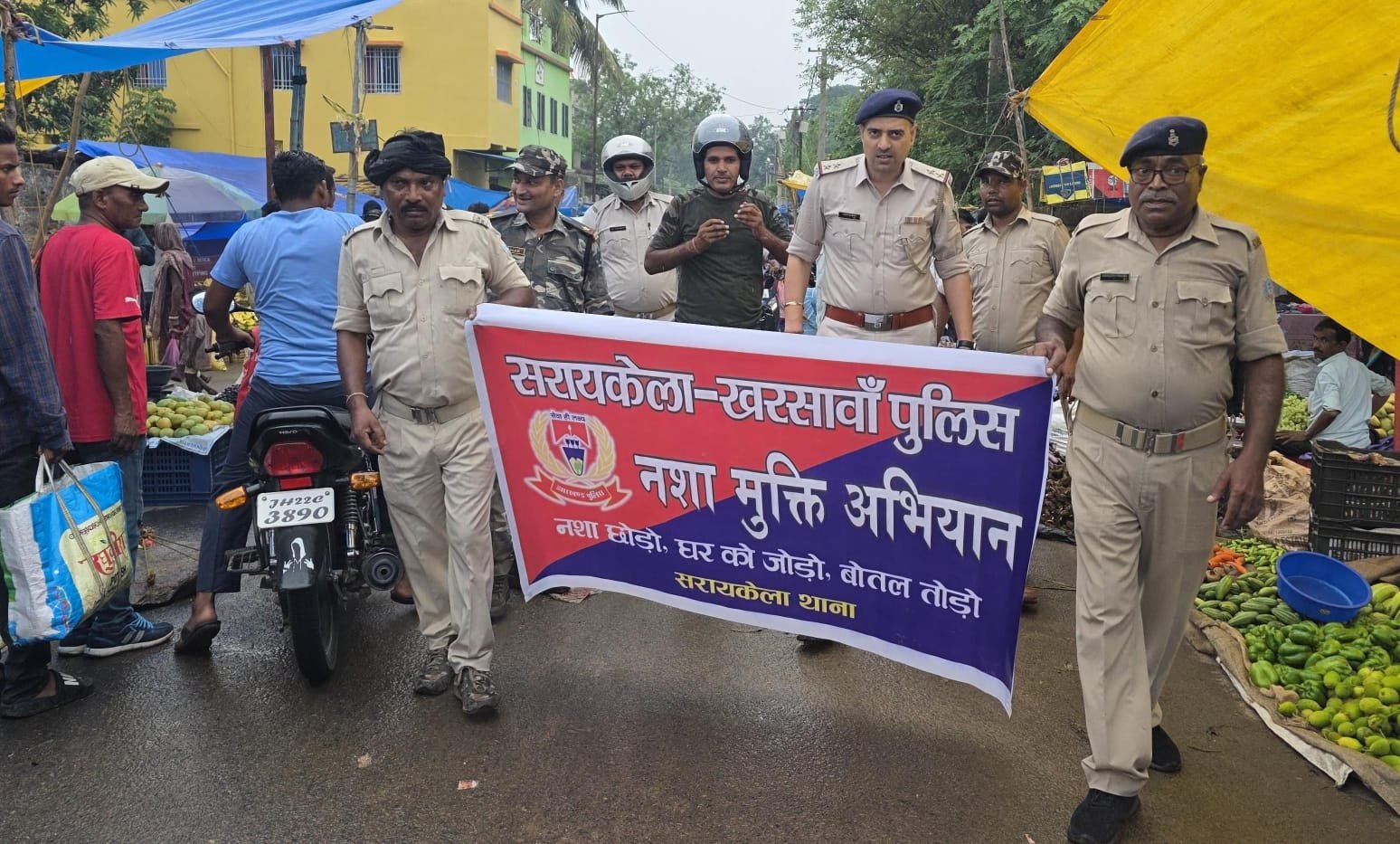 सरायकेला में पुलिस की बड़ी मुहिम