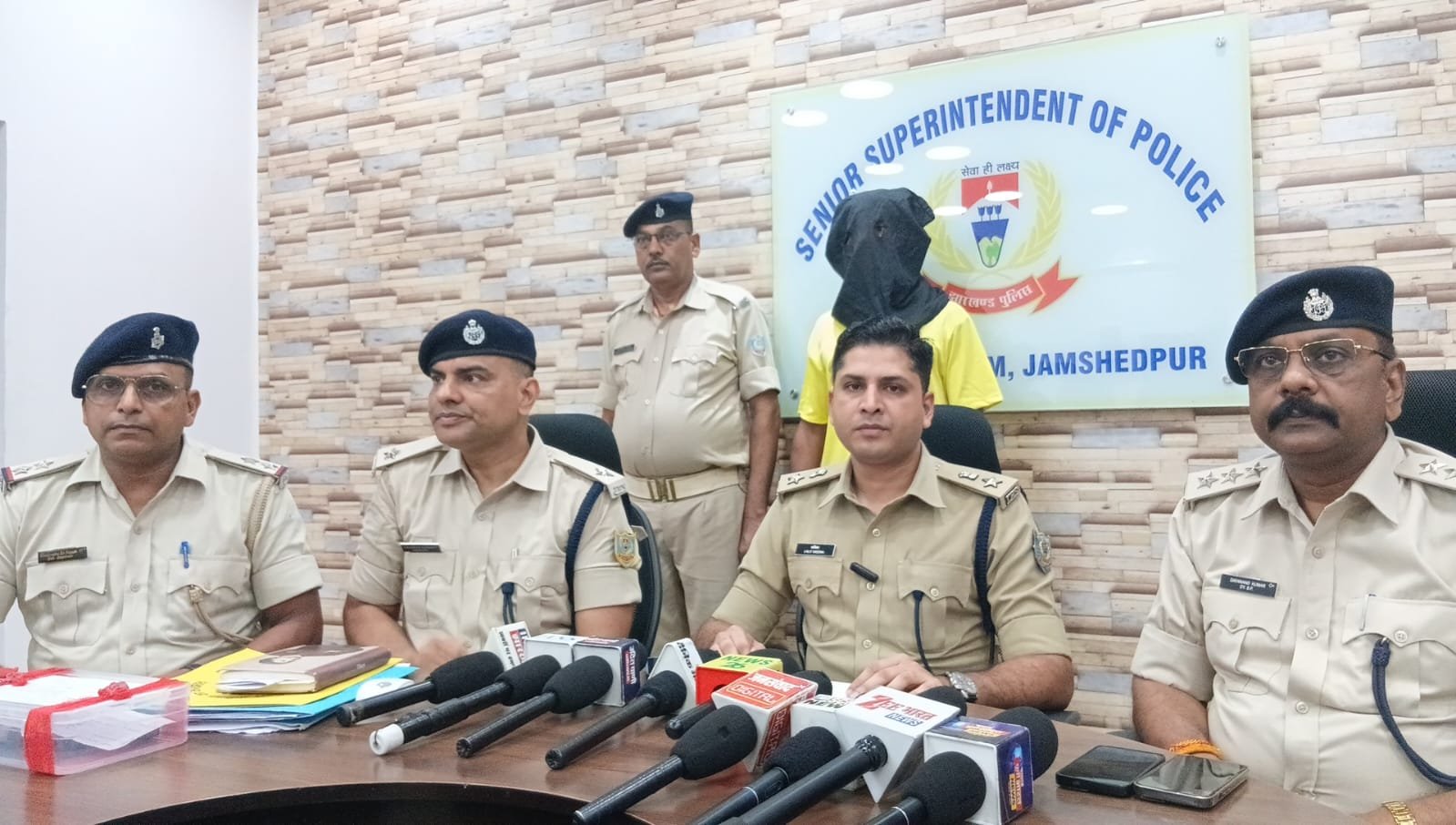 आजादनगर फायरिंग मामले