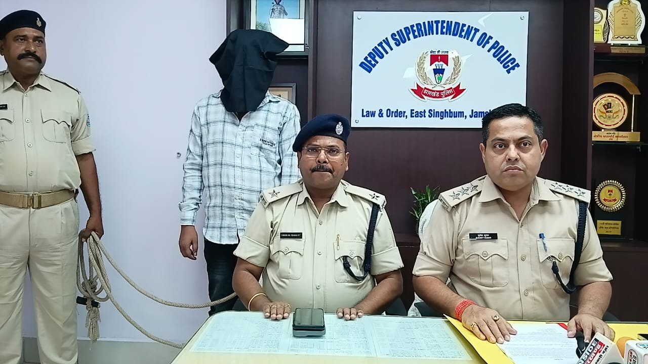 तड़ीपार अपराधी दीपक तिवारी उर्फ काना गिरफ्तार