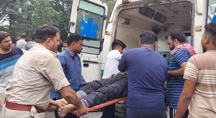 टाटा-कांड्रा मार्ग हादसा