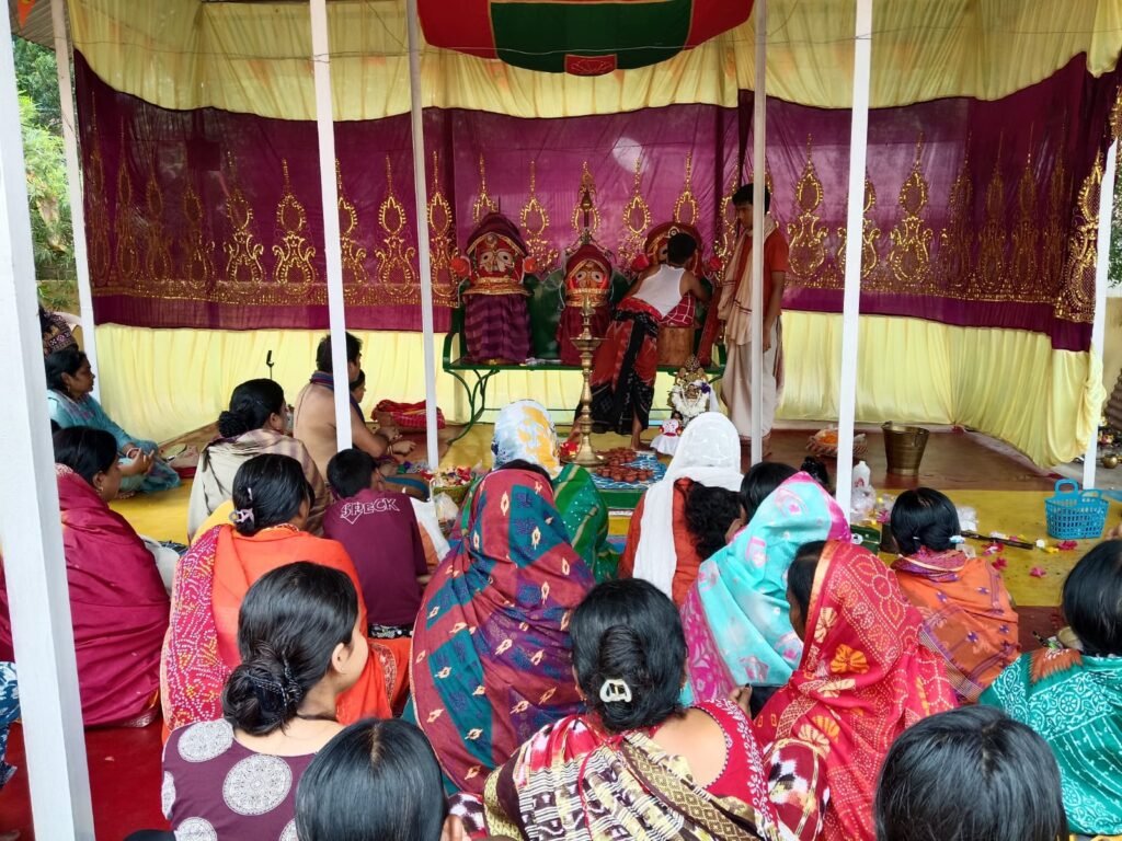 देवस्नान पूर्णिमा पर 300 वर्ष पुरानी परंपरा के साथ गुवा जगन्नाथ मंदिर