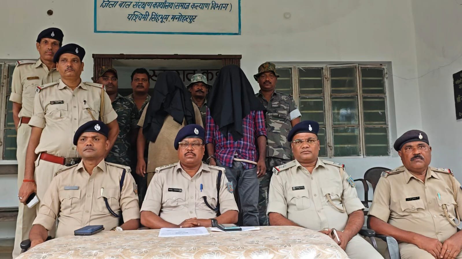 मनोहरपुर पिकअप चोरी