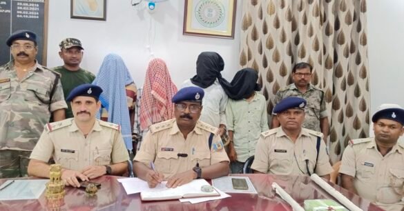 दंपती की हत्या मामले का पुलिस ने खुलासा