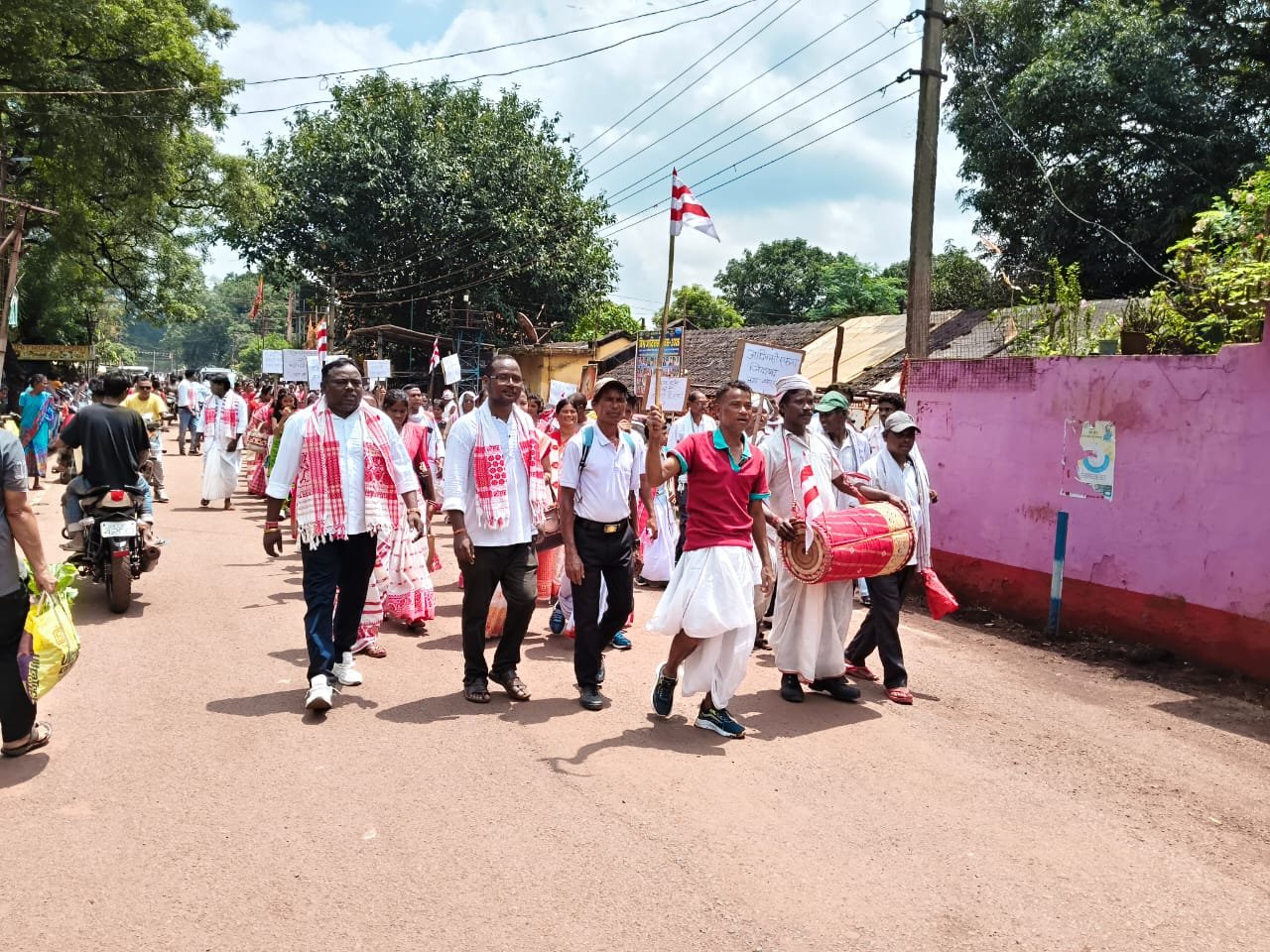 विश्व आदिवासी दिवस