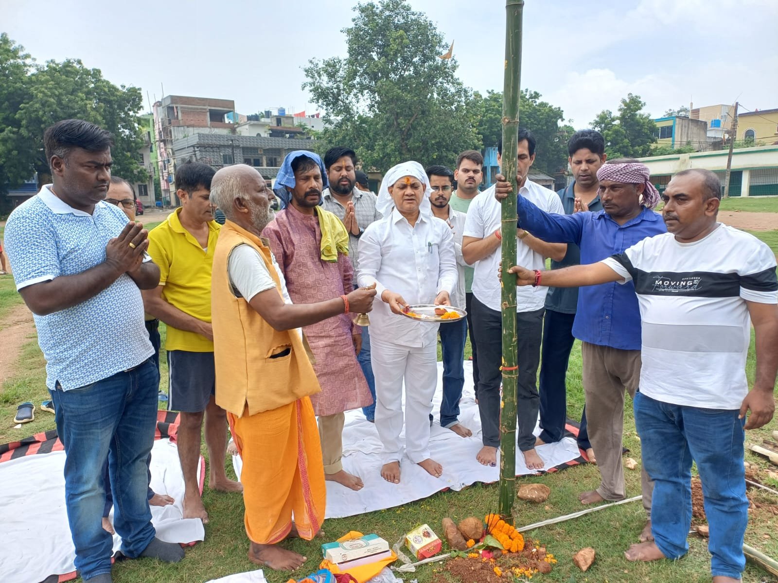 आदित्यपुर कॉलोनी रोड नंबर 15-16 मैदान में न्यू डिस्को क्लब द्वारा आयोजित होने वाले आगामी गणेश पूजा महोत्सव