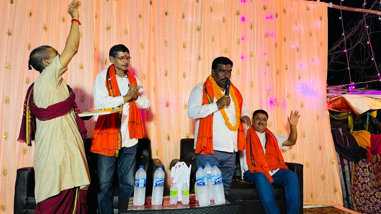 आदित्यपुर गणेश पूजा पंडाल