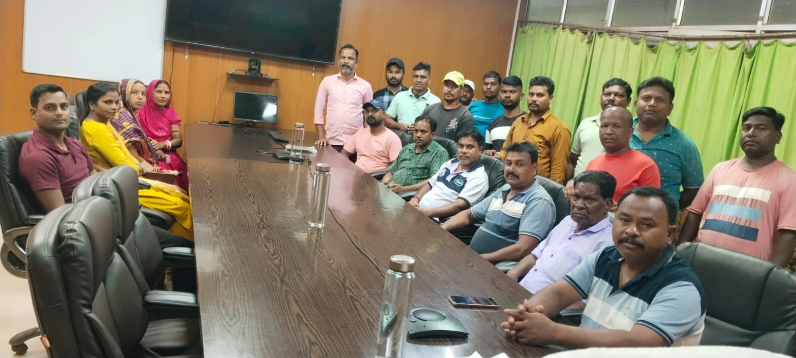 गुवा खदान कर्मी इंसेंटिव