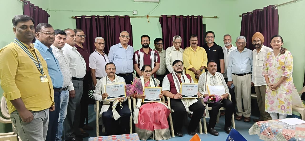 रोटरी क्लब चाईबासा ने रोटरी कॉर्नर में 21वें वार्षिक शिक्षक सम्मान समारोह