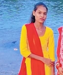 आकाशीय बिजली से युवती की मौत
