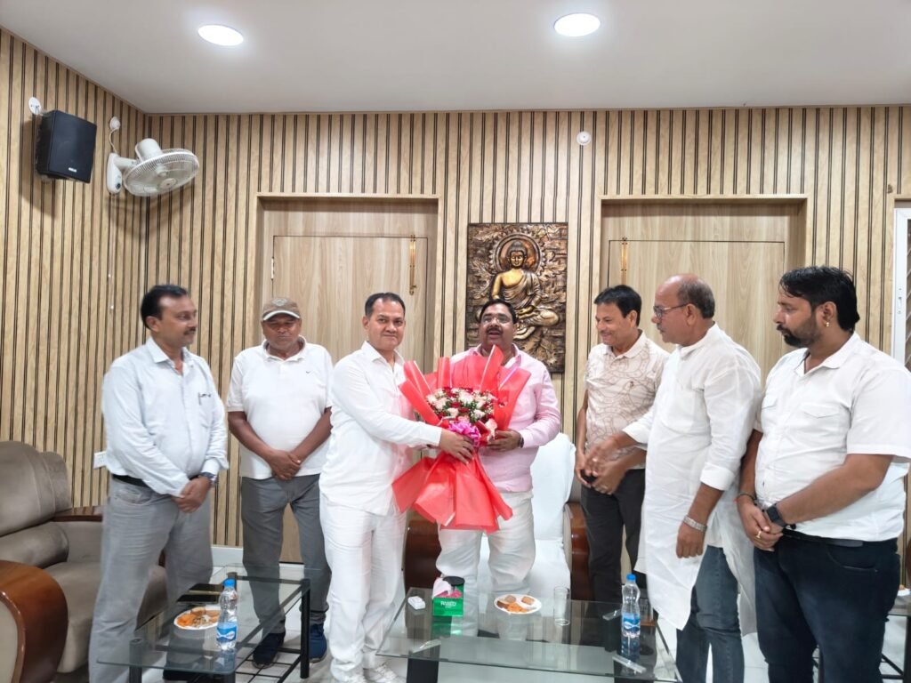 श्रम मंत्री संजय प्रसाद यादव