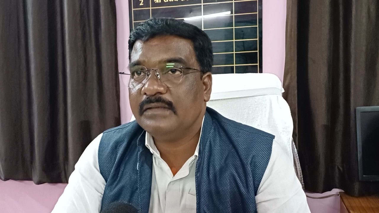 आदित्यपुर नगर निगम, महापौर संजय सरदार