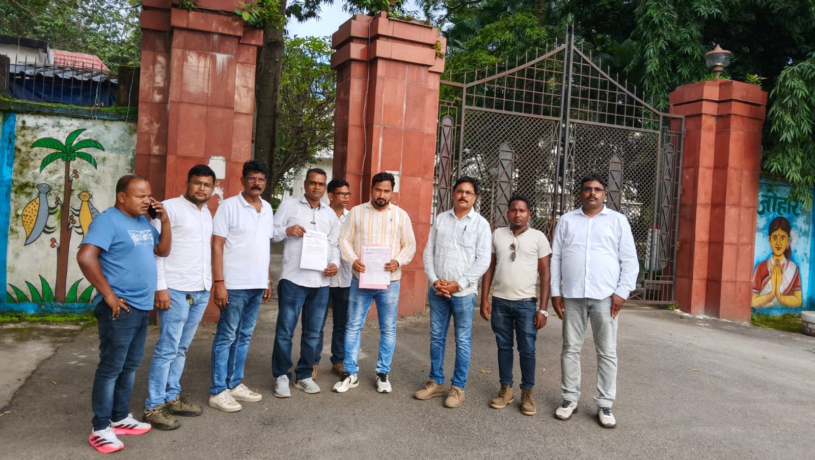 पश्चिमी सिंहभूम बालू गिट्टी रॉयल्टी