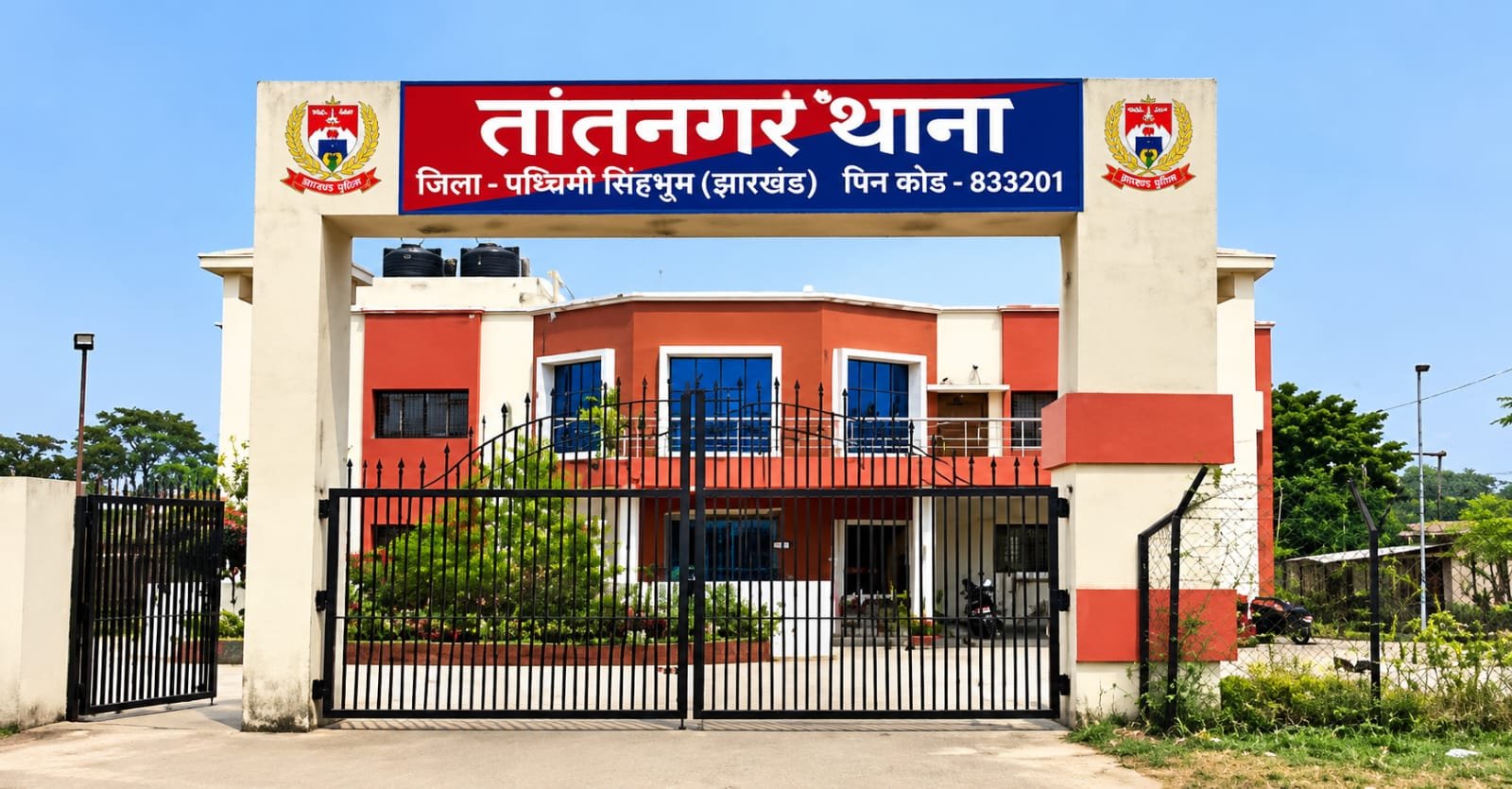 तांतनगर सड़क हादसे में महिला की मौत और बेटी घायल