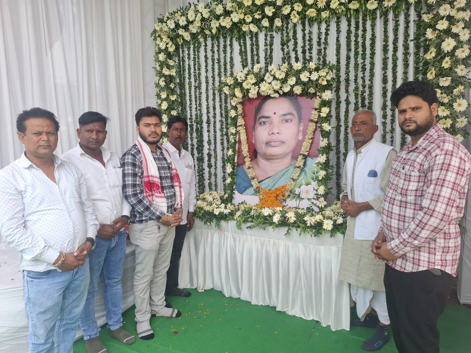 हेमंत सोरेन, रूपी सोरेन श्रद्धांजलि,