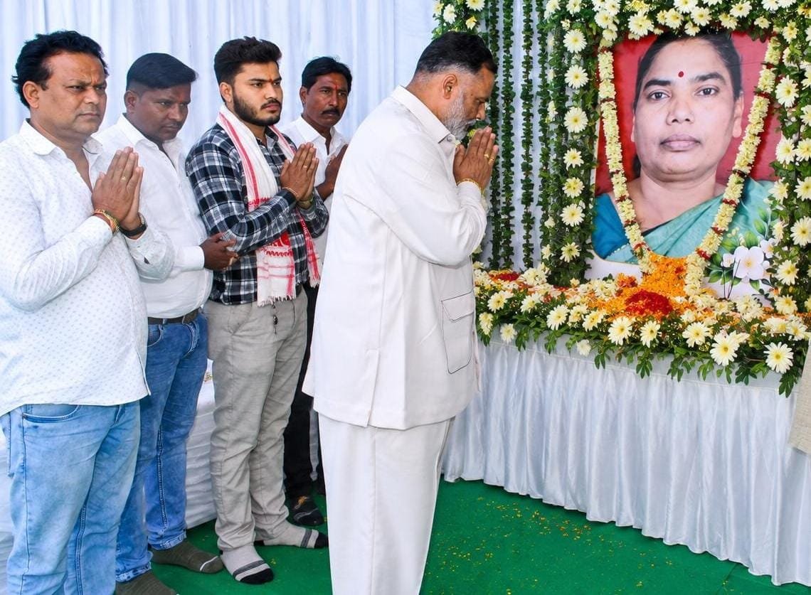 हेमंत सोरेन, रूपी सोरेन श्रद्धांजलि,
