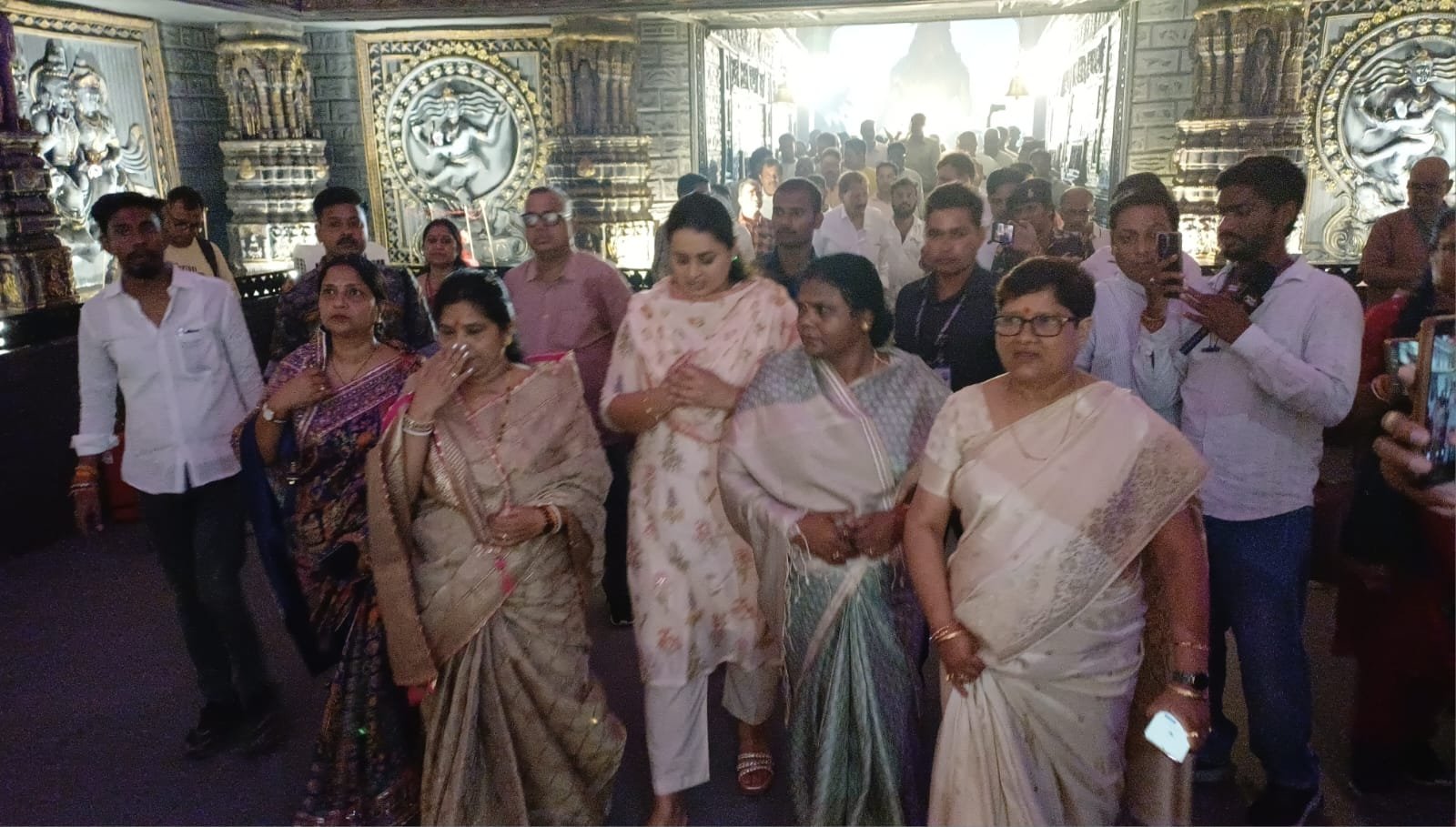  श्रेयसी सिंह, प्रवीण सेवा संस्थान